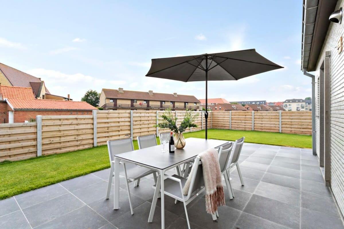 Huswell - Spacious Bungalow With Garden Near The Beach & Sea Middelkerke Exteriér fotografie